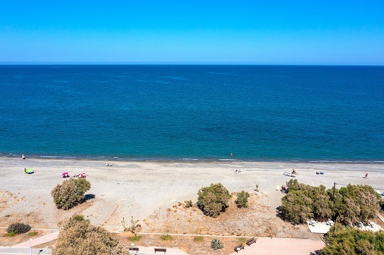 Pyrgos Psilonerou beach